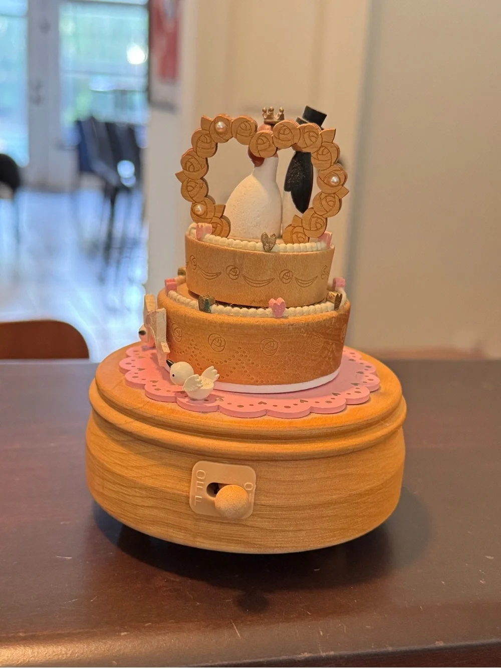 Papyrus Wedding Cake Bride Groom Wooden Music Box Wonderful Life